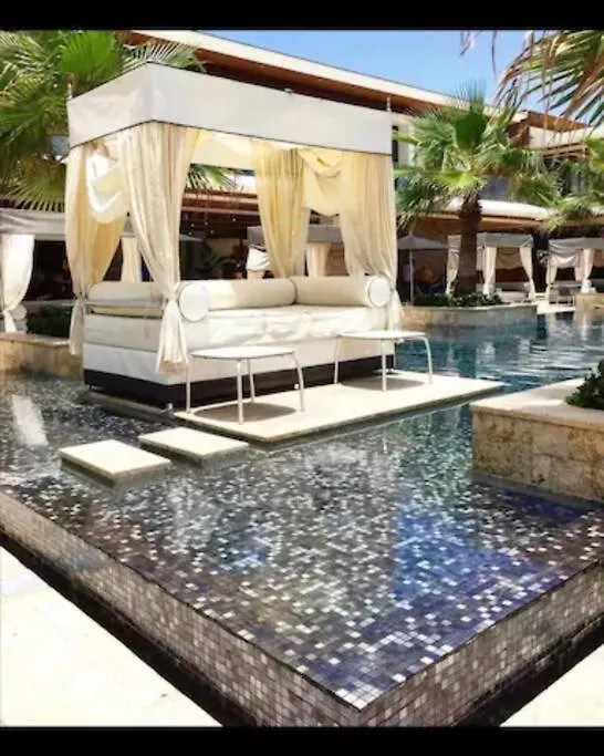Top Vip! Pent-House With Your Private Pool & Chairs 2 Bedrooms Playa del Carmen Apartment